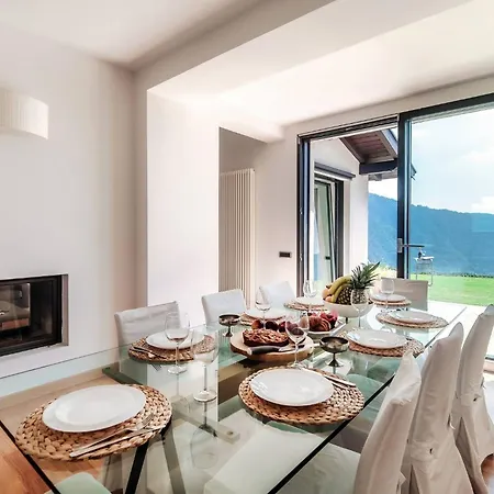 Citriodora Villa *